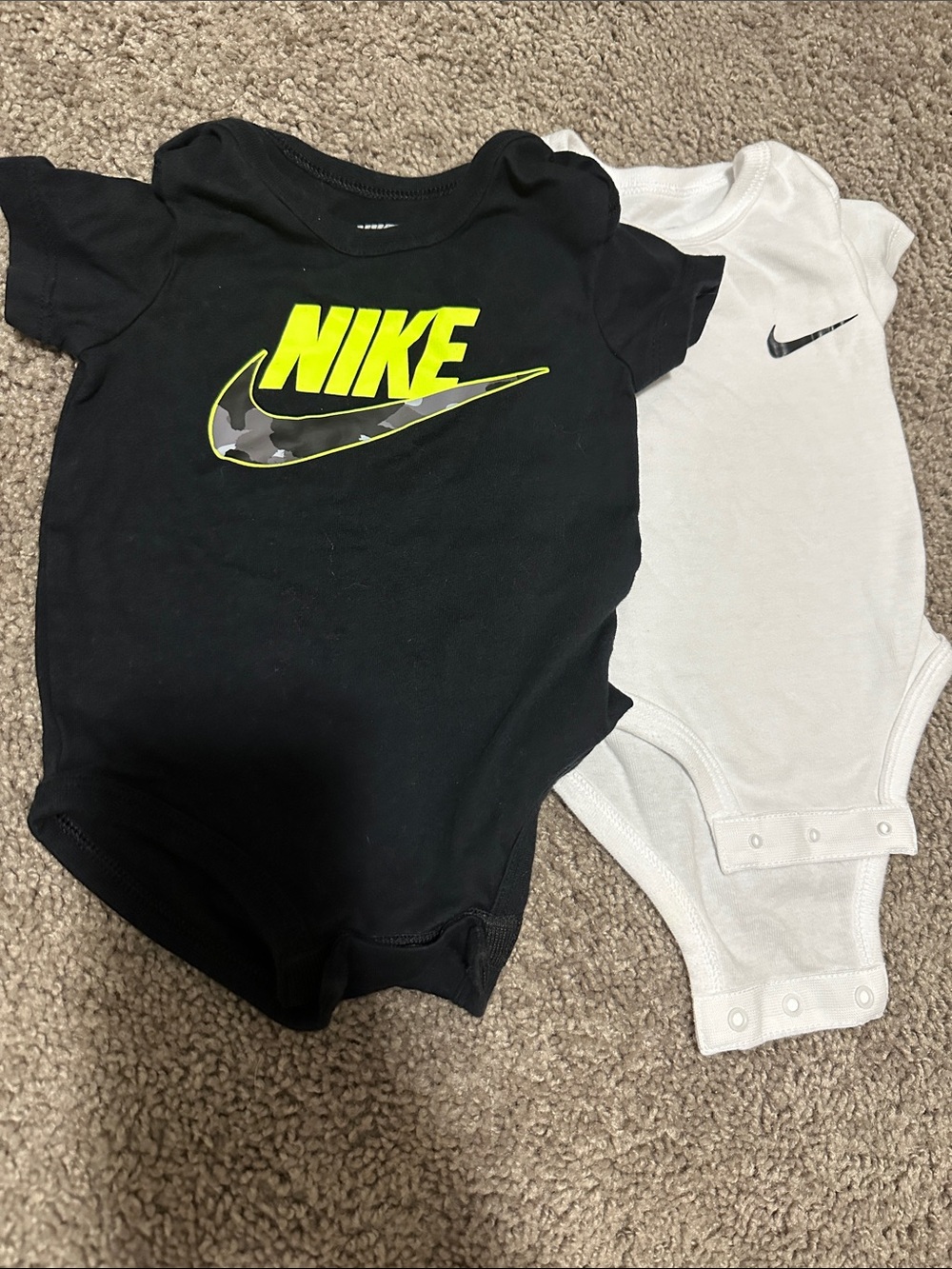 Nike Baby One-Piece Bodysuit Duo - Black & White